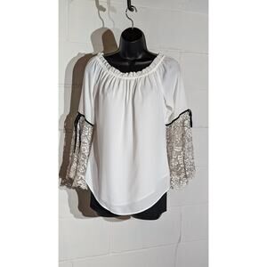 White House Black Market Peasant Blouse Lace Bell Sleeve Off Shoulder Top Xsmall